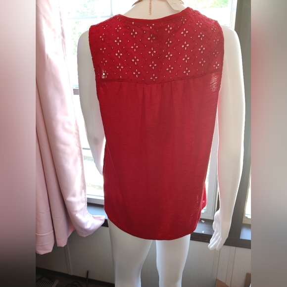 ***NWT  Tank top Blouse - Picture 5 of 6